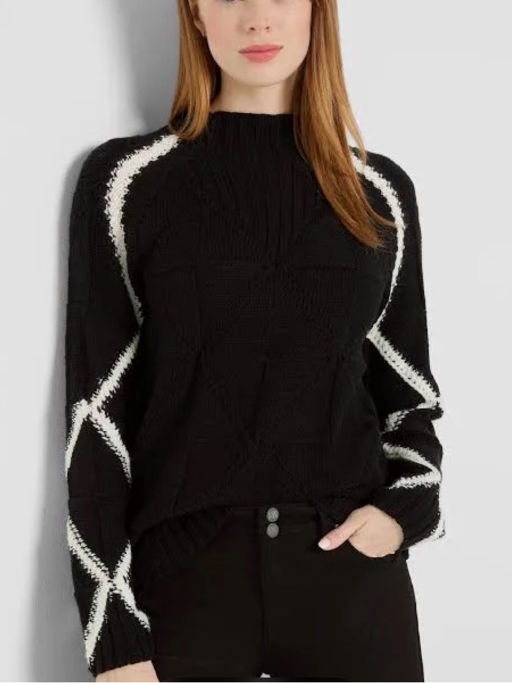 NIC+ZOE Black Crewneck Sweater with White Contrast Stripes